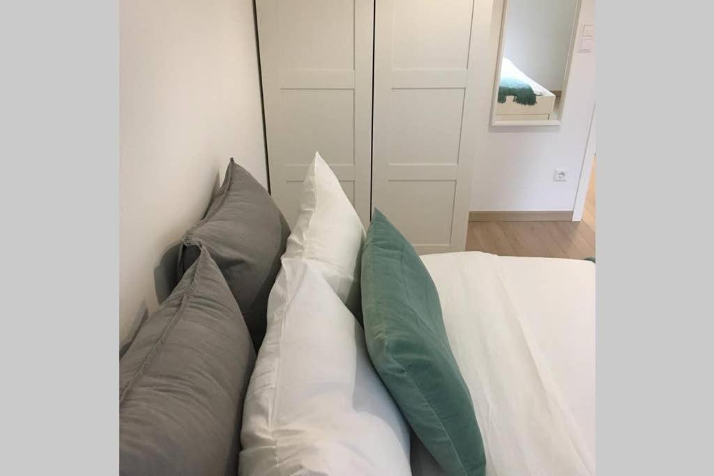 Апартаменты Trendy New And Large 3 Beds Люксембург Экстерьер фото