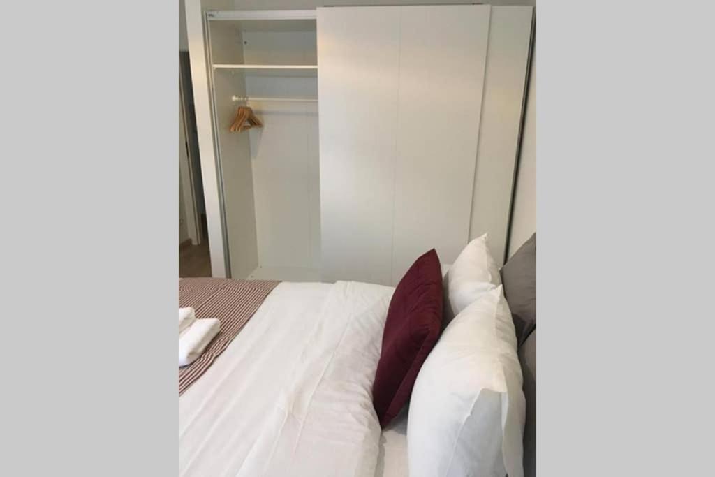 Апартаменты Trendy New And Large 3 Beds Люксембург Экстерьер фото